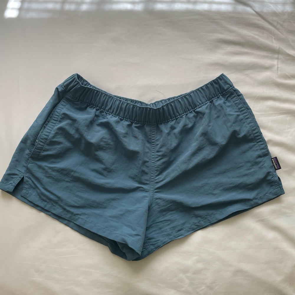 Patagonia women’s barely baggies shorts